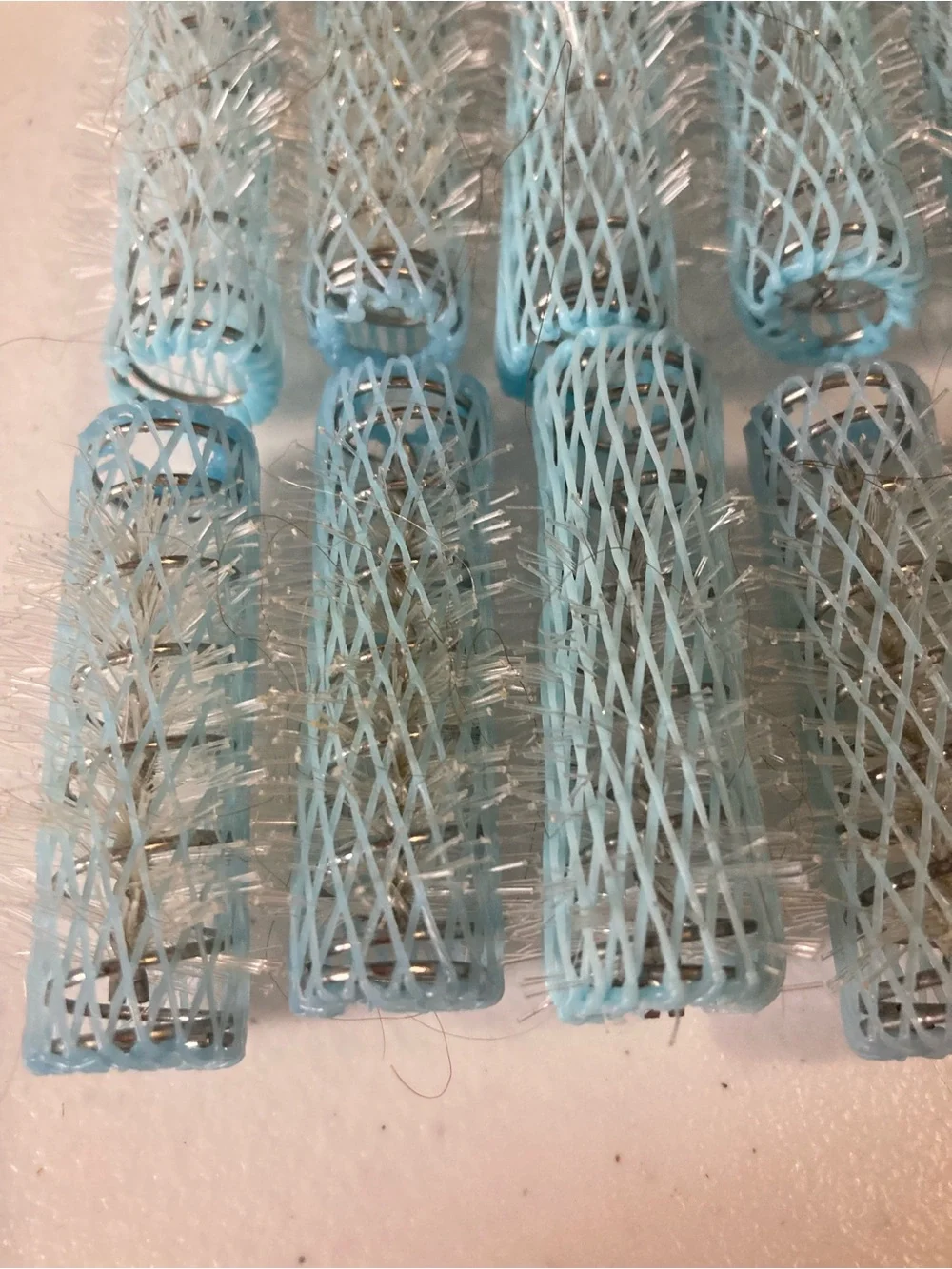 Unbranded lightweight plastic